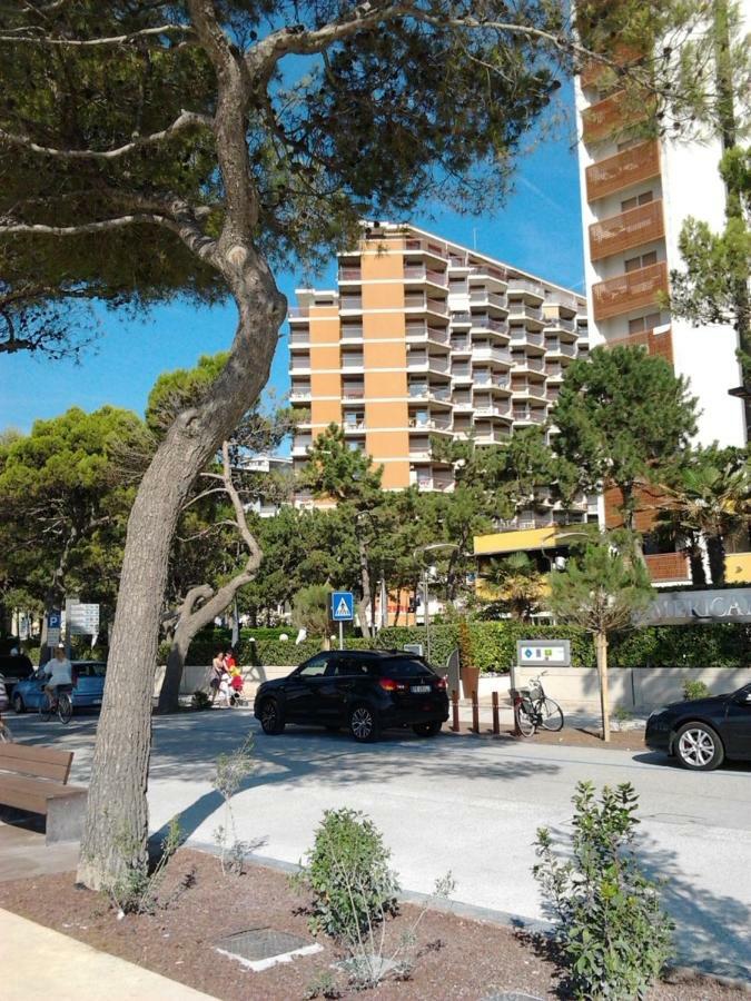 Cristallo Residence Lignano Sabbiadoro Exterior foto